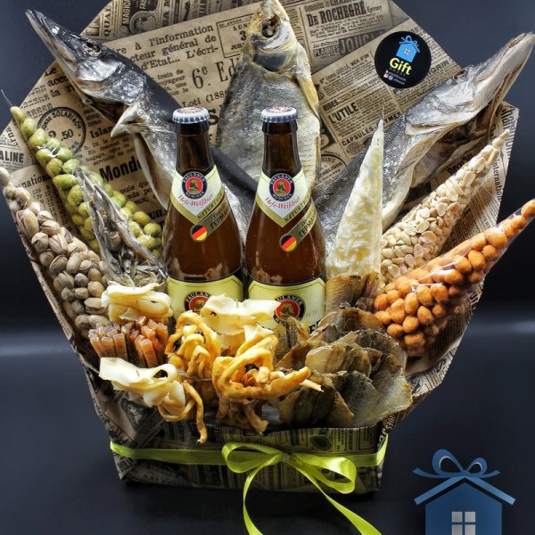 Подарок мужчине букет из пива и рыбы