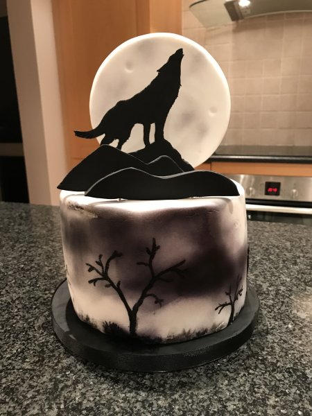 Украсить торт волком