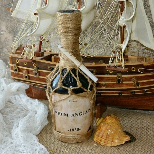 Бутылка в морском стиле