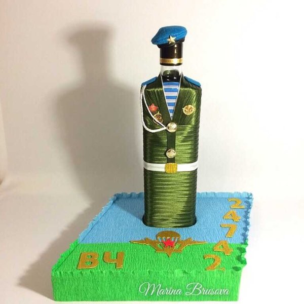 Декор бутылки для десантника