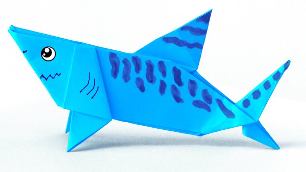 Акула из бумаги