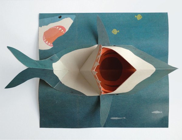 Поделка из бумаги акула открывает рот