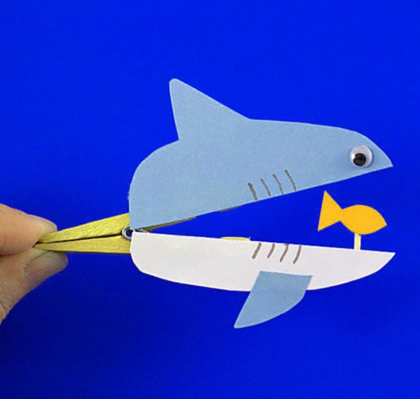 Поделка акула из бумаги