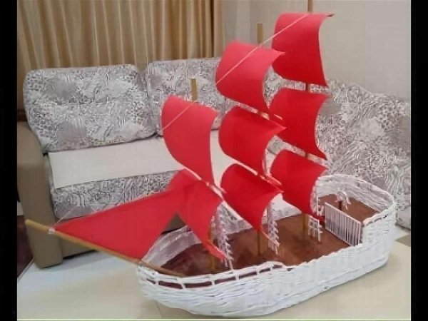Корабль Алые паруса из бумаги
