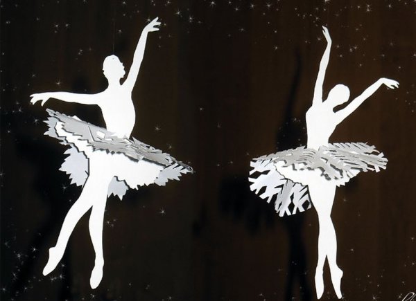 Снежинки балеринки из бумаги