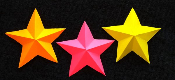 Пятиконечная звезда оригами из бумаги