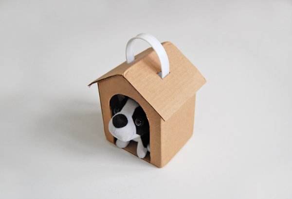 Домик для щенка из коробки