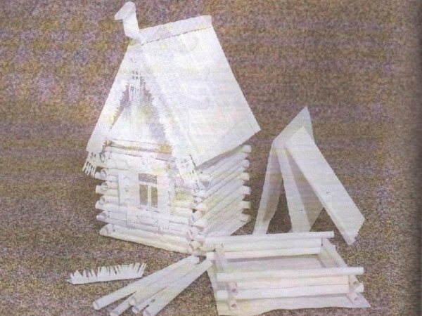 Бревенчатый домик из бумаги