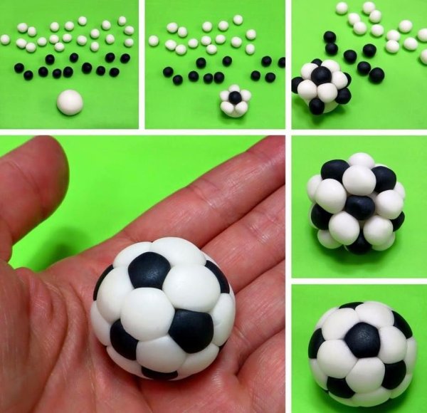 Футбольный мячик из пластилина