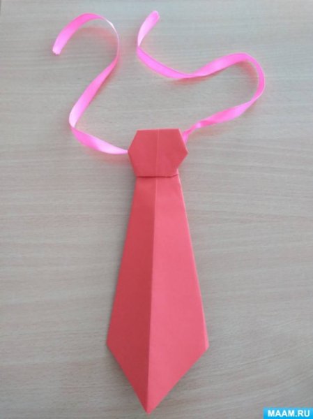 Бумажный галстук