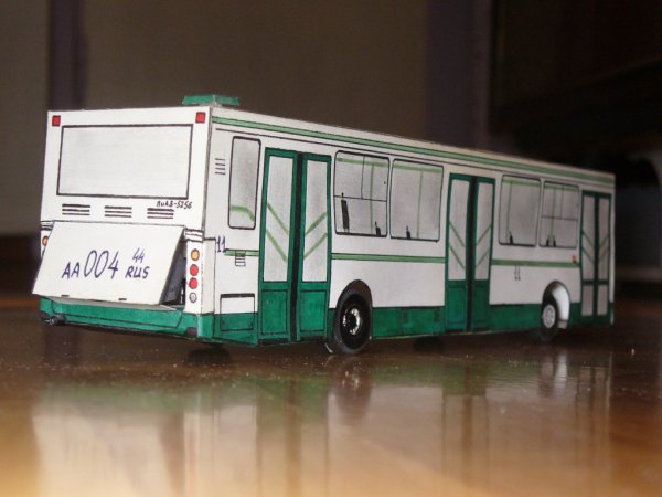 Моделька автобуса ЛИАЗ 5256
