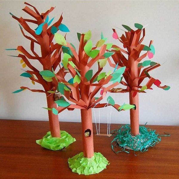Объемное дерево в детском саду