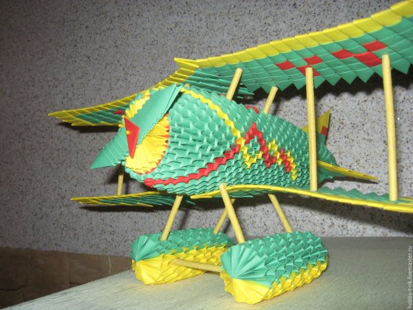 Оригами самолет