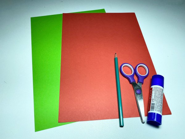 Цветная бумага клей картон