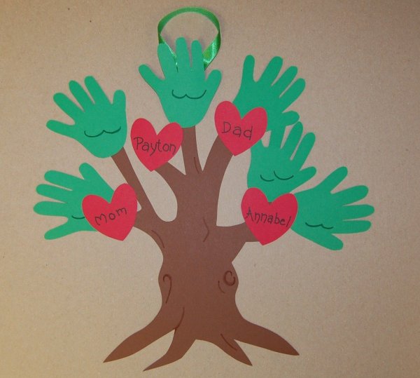 Дерево своими руками для детского сада