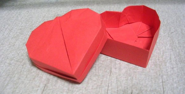 Оригами коробка сердце