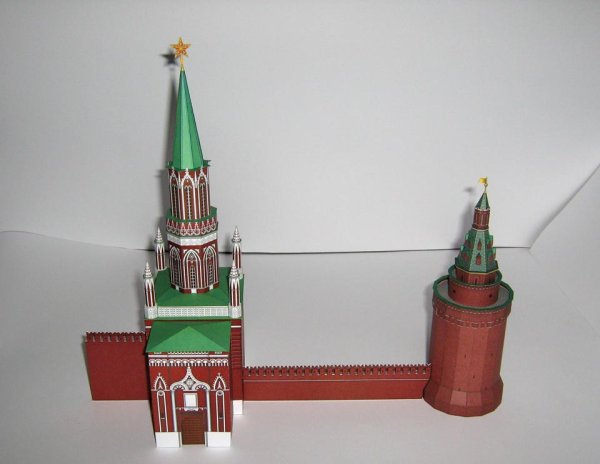 Спасская башня Московский Кремль умная бумага