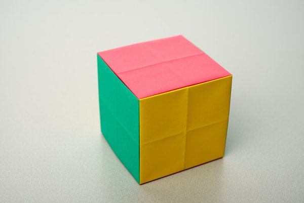 Объемный кубик