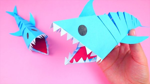 Игрушка оригами акула