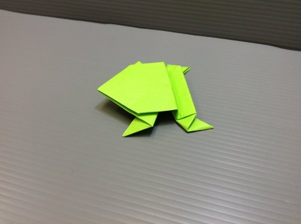 Оригами лягушка квадрат