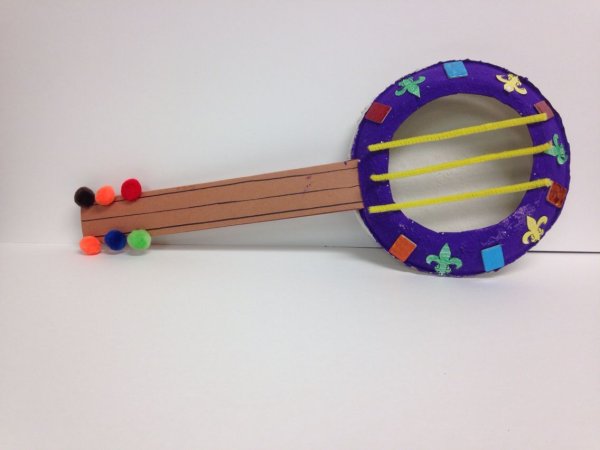 Музыкальный инструмент из подручных материалов для детей