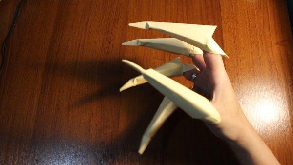 Бумажные когти оригами