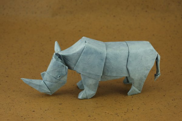 Оригами носорог из бумаги