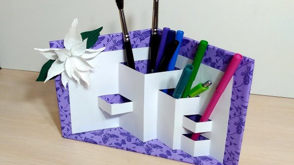 Подставка для карандашей из картона
