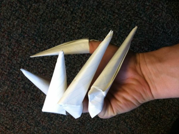 Когти из бумаги оригами