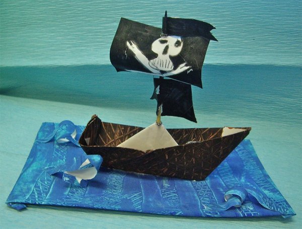 Оригами пиратский корабль