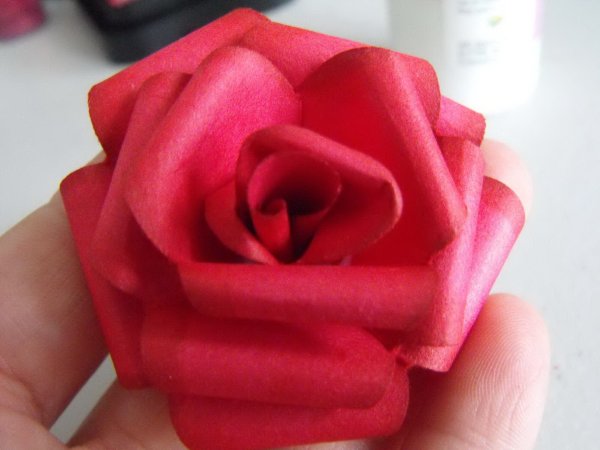 Бумажная роза