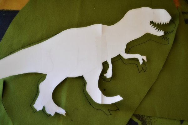 Бумажный динозавр