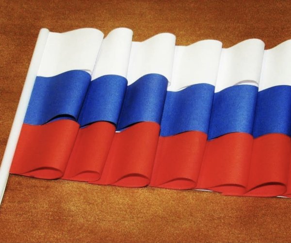 Поделка флаг России своими руками