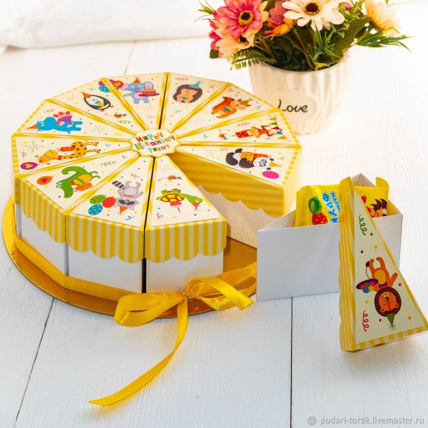 Бумажный торт в детский сад