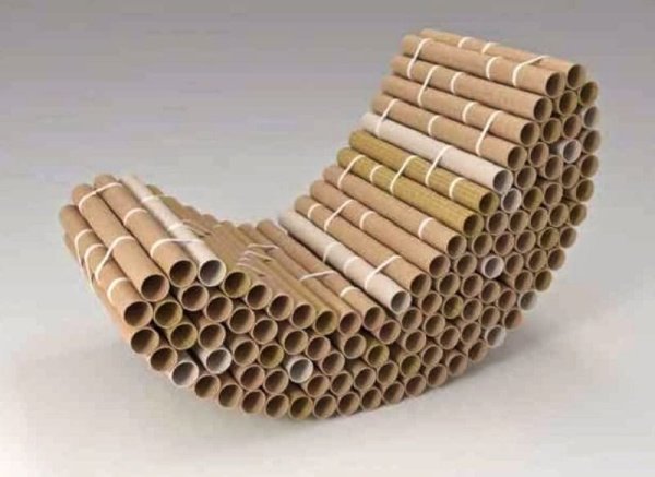 Кресло из картонных трубок