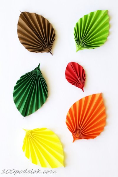 Оригами листья из бумаги