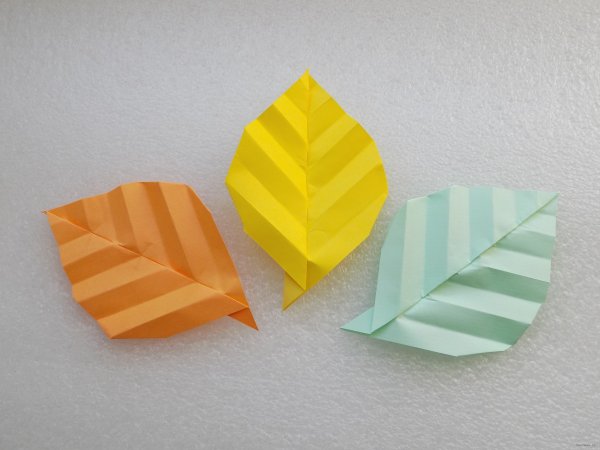 Оригами листья