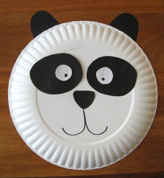 Панда из тарелки бумажной