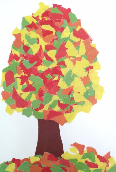 Дерево из цветной бумаги