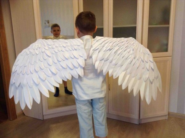 Крылья ангела из бумаги