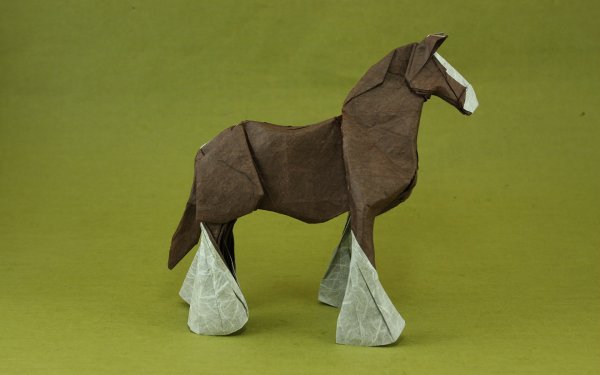 Поделка лошадка из бумаги