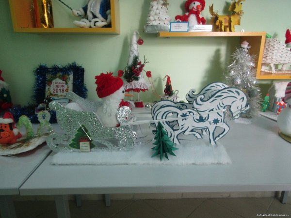 Новогодняя поделка мастерская Деда Мороза в садик