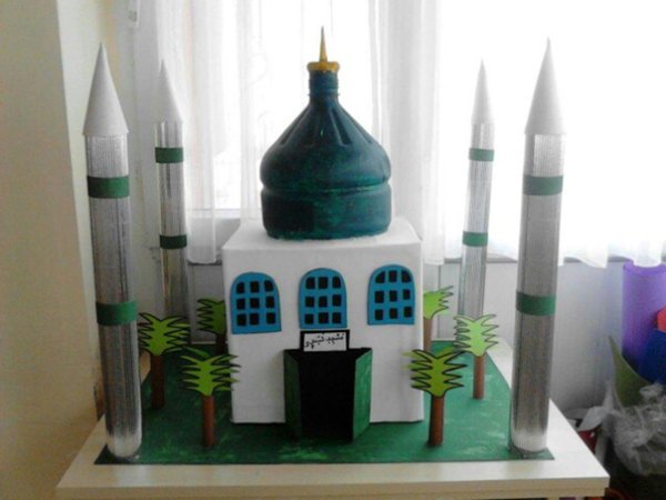 Макет мечети