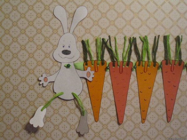 Поделка морковь из бумаги