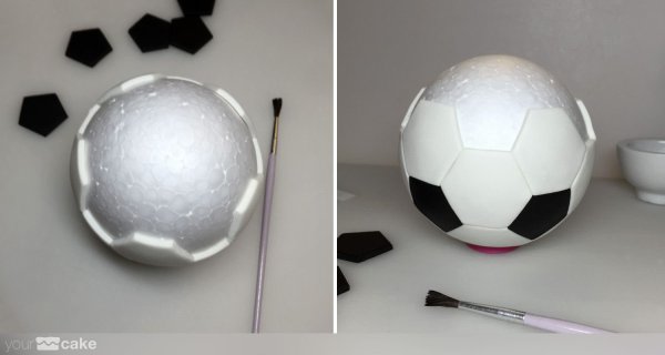 Футбольный мяч из пенопласта