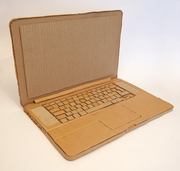 Ноутбук из картона для детей