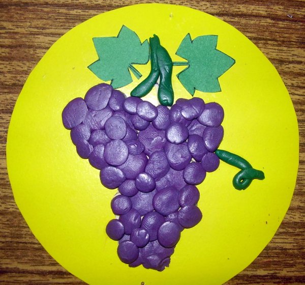 Пластилинография ветка винограда