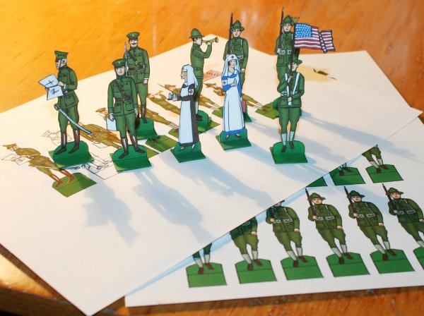 Солдаты из бумаги