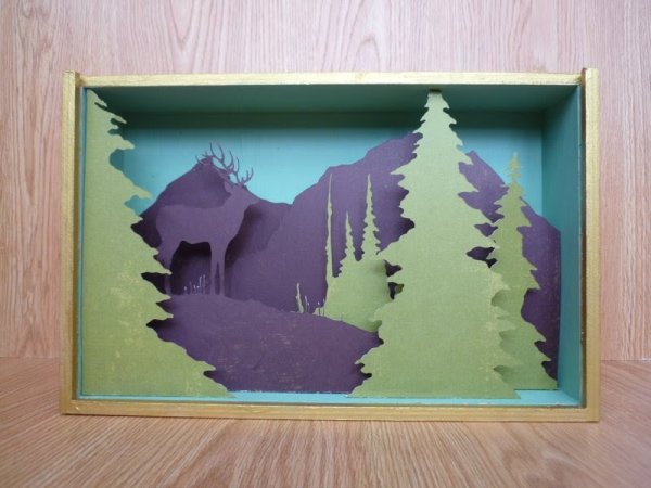 Бумажный туннель лес