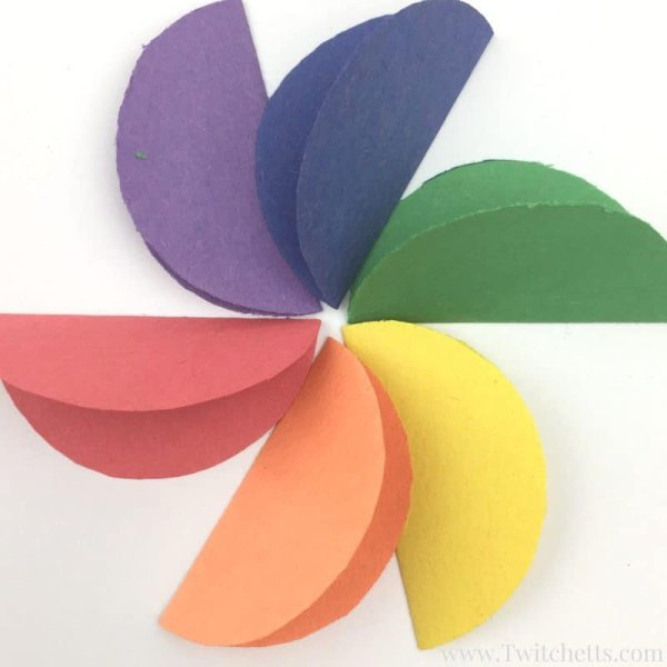 Аппликация Цветик семицветик из цветной бумаги